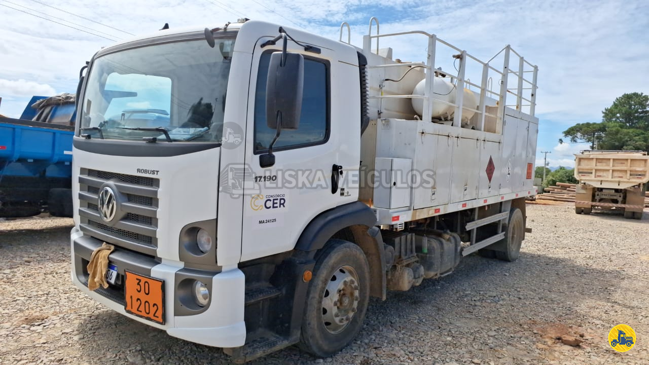 CAMINHAO VOLKSWAGEN VW 17190 Comboio Toco 4x2 Liska Veículos FAZENDA RIO GRANDE PARANÁ PR